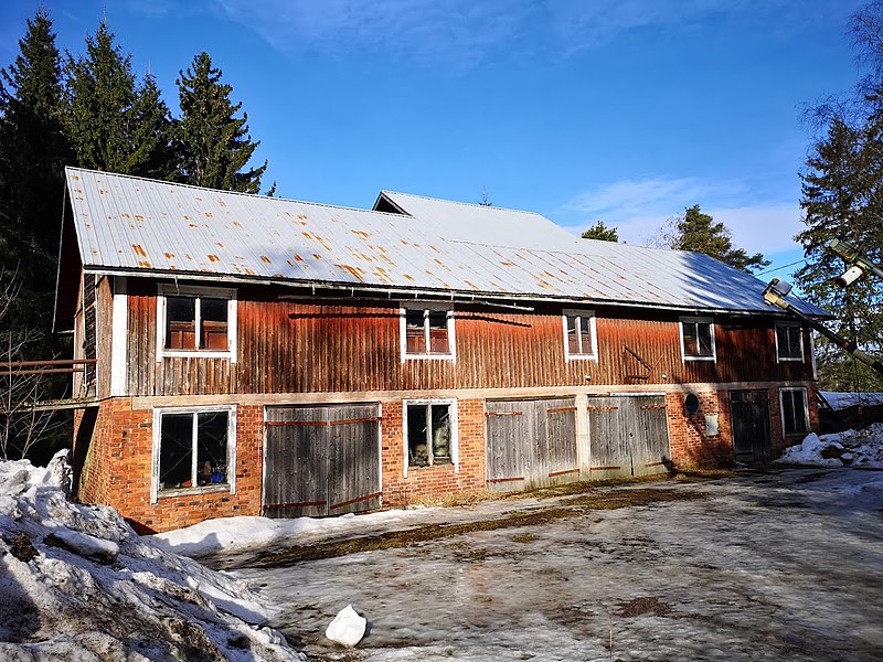 File:Old building in Sipoo, Finland, 2021.jpg