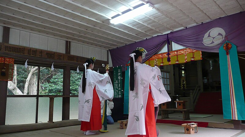 File:Osaki Teruhi Jinja Urayasu 03.JPG