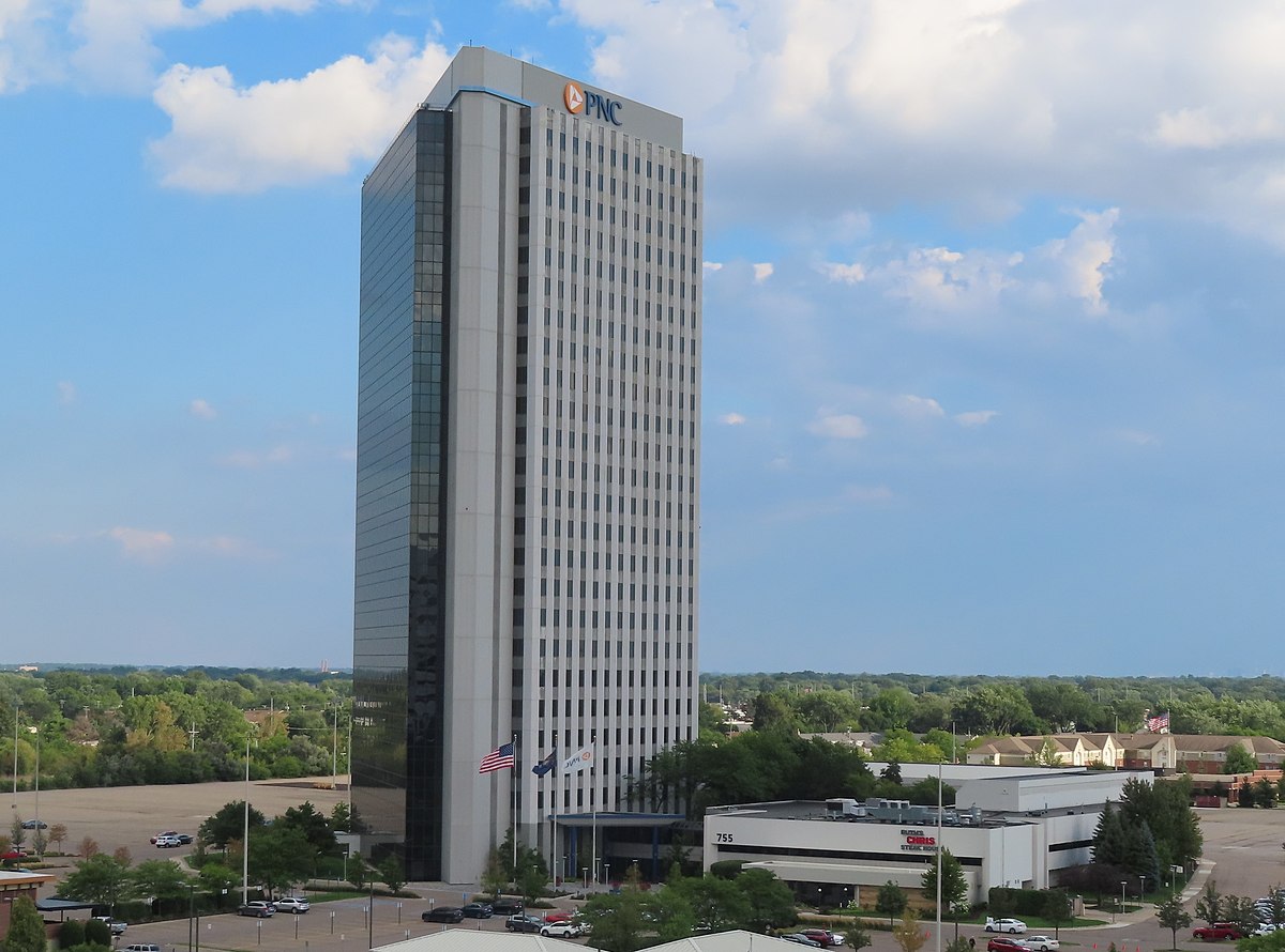 PNC Center (Troy, Michigan) - Wikipedia