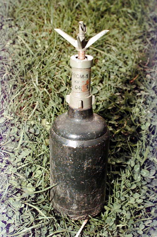 PROM-1 bounding landmine. Normally it is buried so only the prongs are exposed.