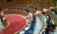 The meeting chamber of the Parliament of Galicia Parlamento galicia-Praza Publica.jpg