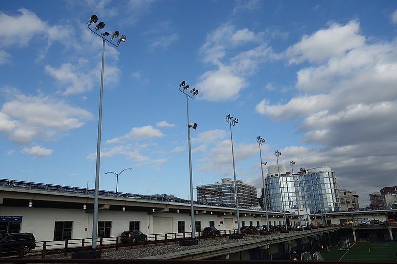 File:Pier 40 td (2021-10-28) 15 - Second Floor.jpg