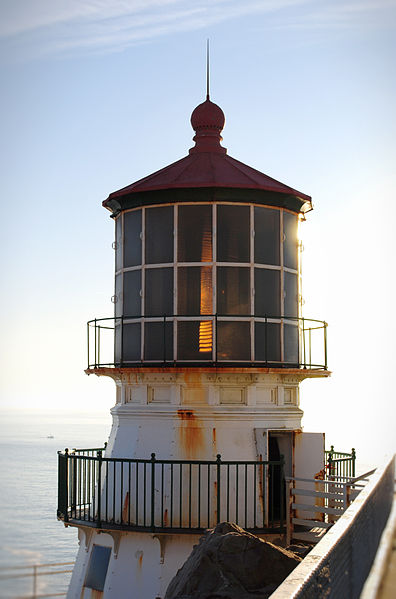 File:Point Reyes Lighthouse - top.jpg