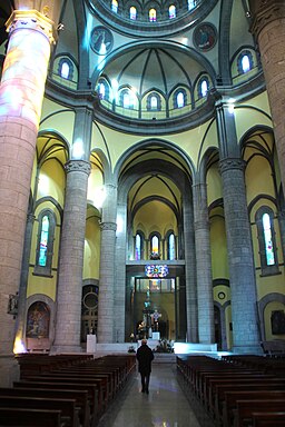 Re Chiesa inside