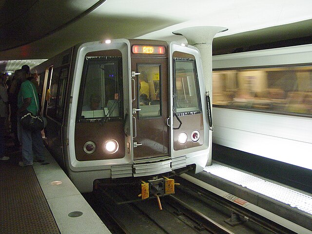 A red line train in 2004