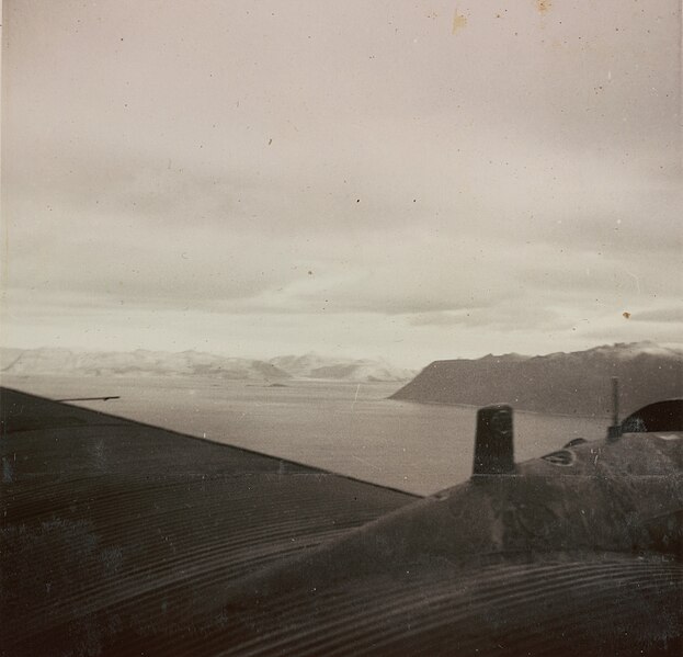 File:Reise des Reichskommissars Nord-Norwegen u Lappland 12.-23.10.1942 Riksarkivet fo30142203300014 (aerial photo of coastal Northern Norway seen from RK Terboven's Junkers Ju 52) WWII German Nordfront inspection trip occupied Norway etc Pu.jpg