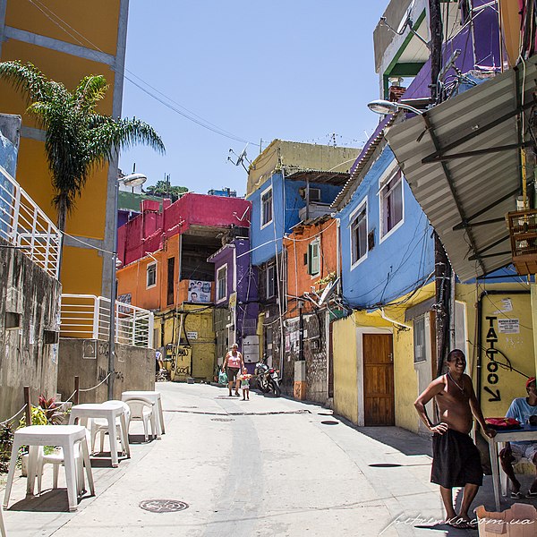 File:Rocinha, Rio de Janeiro - State of Rio de Janeiro, Brazil - panoramio (4).jpg