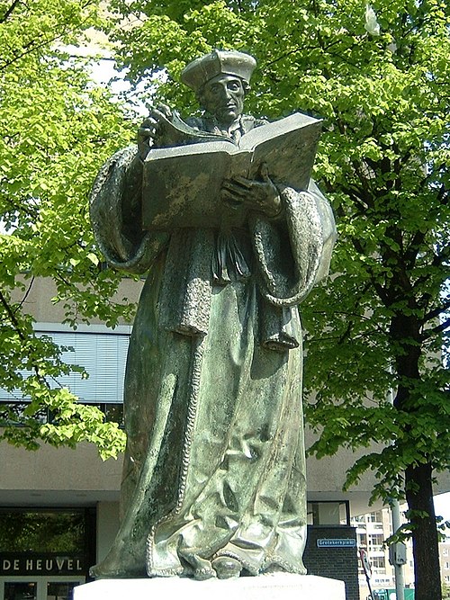 Statue of Erasmus in Rotterdam. Gilded bronze statue by Hendrick de Keyser (1622), replacing a stone (1557), and a wooden (1549).