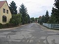 Blick von Westen hinten links Dresdener Straße nordwärts davor links Vorwerkstraße hinten rechts Dresdener Straße südwärts