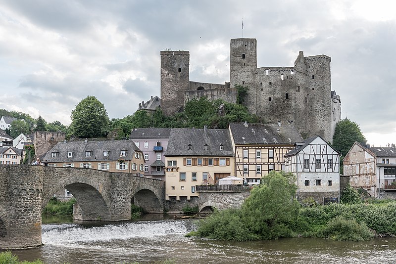 Datei:Runkel, Burg-20160609-006.jpg