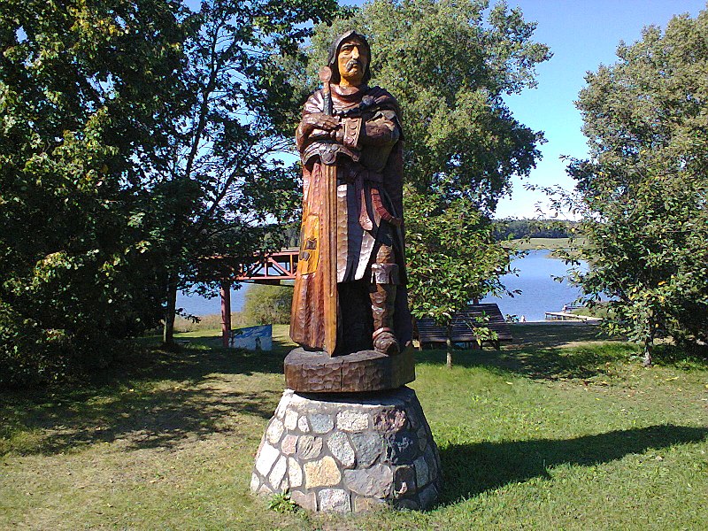 Datei:Rzeźba Juranda w Spychowie.jpg