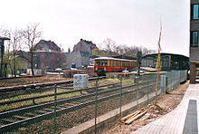 Zug der Baureihe 476 bei der Ausfahrt in Richtung Oranienburg, 1999
