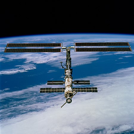 Tập_tin:STS-97_ISS.jpg