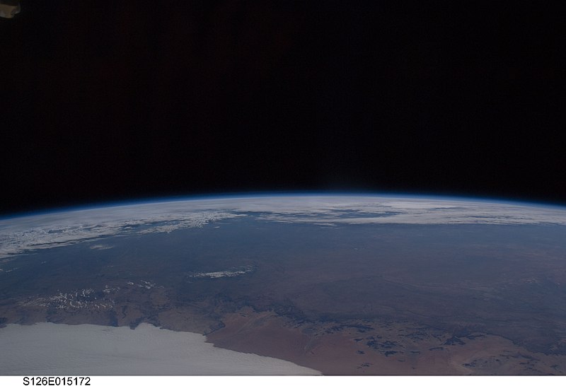 File:STS126-E-15172 - View of Earth.jpg