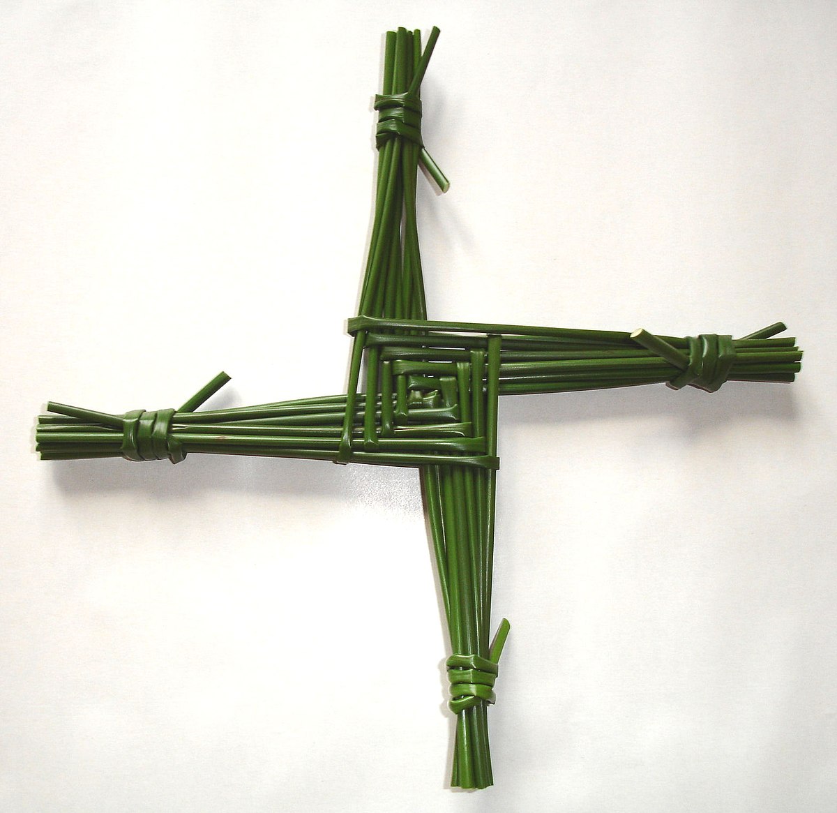 Brigid S Cross Wikipedia   1200px Saint Brigid's Cross 