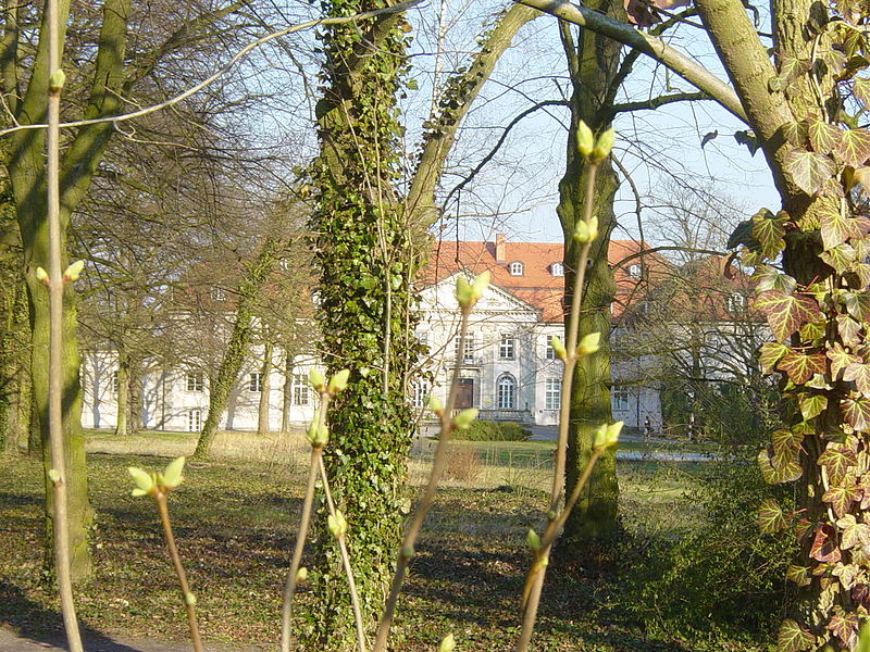 File:Schönhausen Elbe Herrenhaus II.JPG