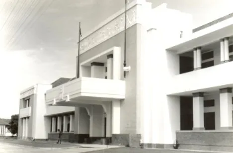 File:Secretariat Building taken in 1954.webp