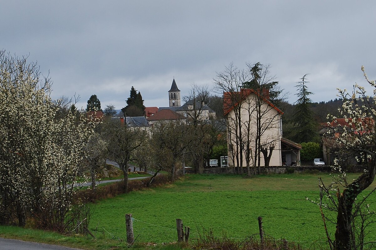 Region st. Кажар Франция.