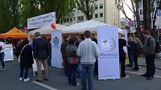 Stand der Wikipedia-München-Stammtisches auf dem Corso Leopold 2014