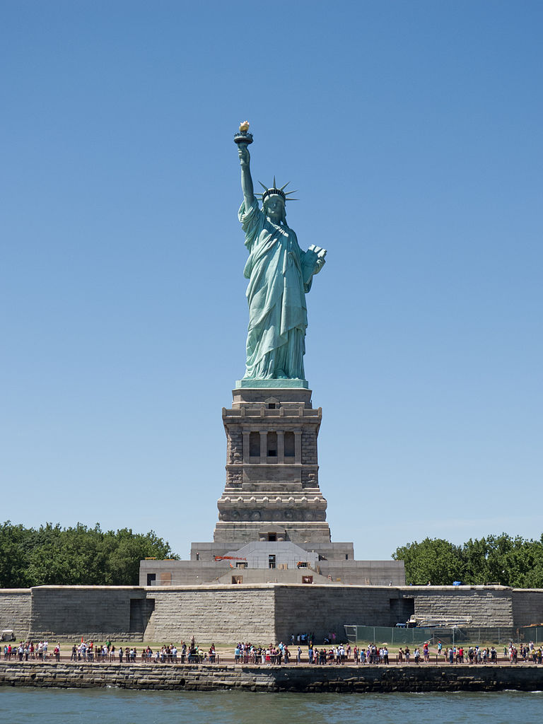 Download File:Statue of Liberty - 01.jpg - Wikimedia Commons