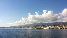 Strait of Messina and the Messina panorama as viewed from the ferry Strait of Messina 21-1-2016.jpg