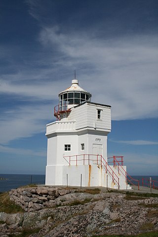 <span class="mw-page-title-main">Sula Lighthouse</span> Coastal lighthouse in Norway