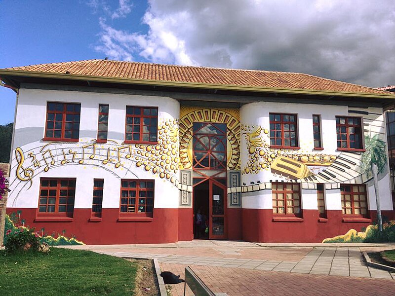 File:Teatrino Sogamoso.jpg