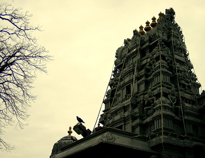 File:Temple at Flushing, NY.jpg