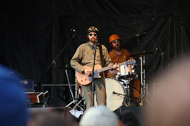 Eels in 2006, back as a rock combo after a string quartet tour