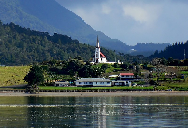 File:The Hokianga Harbour (8107417491).jpg