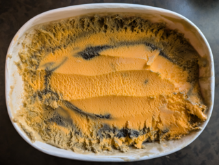 <span class="mw-page-title-main">Tiger tail ice cream</span> Ice cream flavor