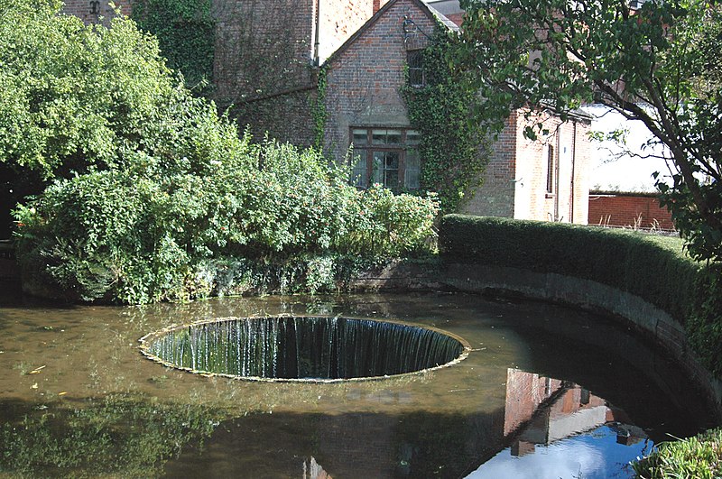 File:Tumbling weir Devon 2.jpg