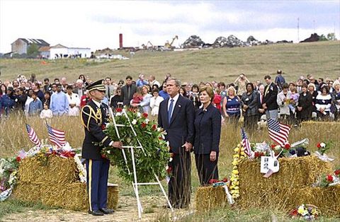 President George W. Bush and first lady Laura Bush honoring victims of Flight 93 at Stonycreek Township on the first anniversary of the September 11 attacks