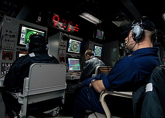 System consoles of AN/SQQ-89(V)15 onboard of USS Momsen USS Momsen (DDG-92) interior.jpg