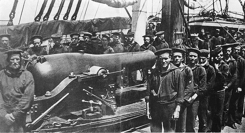 File:USS Wissahickon Crewmembers.jpg