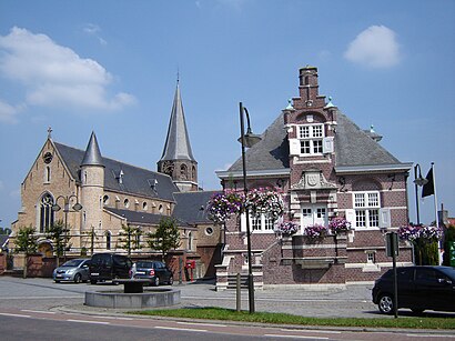 Hoe gaan naar Uitbergen met het openbaar vervoer - Over de plek