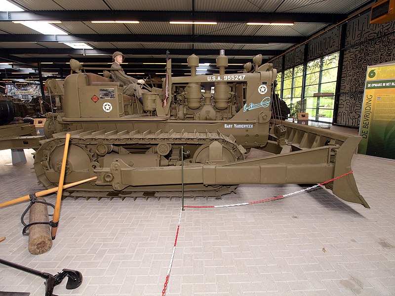 File:Unknown Bulldozer hood no USA 955247 pic2.JPG