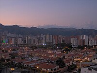 Valencia (Venezuela) Skyline.jpg