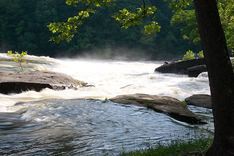 File:Valley Falls State Park (1).jpg