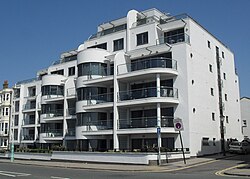 Van Alen Building, Marine Parade, Brighton.jpg