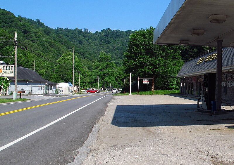 File:Varney, West Virginia (2014).jpg
