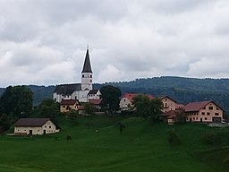View of Zagorje pri Lesicnem and its church.jpg