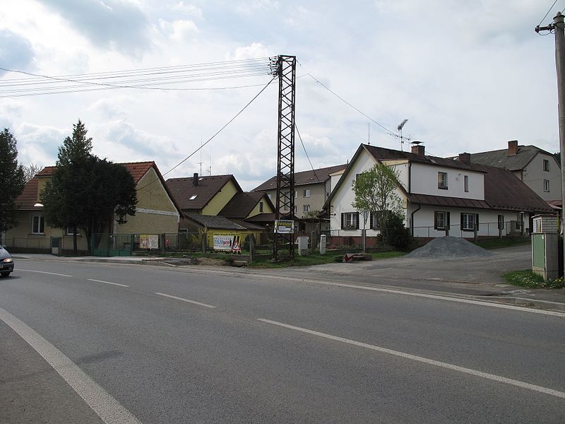 File:Vrhaveč, sloup.jpg