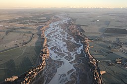 Vy mot Sydalperna över Waimakariri River