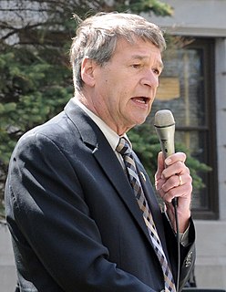 Wayne Stenehjem American politician