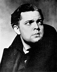 Orson Welles as Brutus in the Mercury Theatre's Caesar (1937-38) Welles-Caesar-1938.jpg