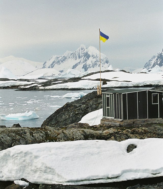 Антарктична станція «Академік Вернадський» (2000)
