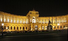 Wien Hofburg Nacht.jpg