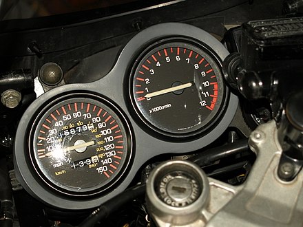 vinden er stærk Bedre genstand Yamaha RD500LC - Wikiwand