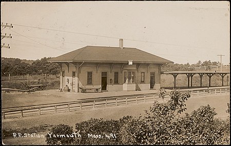 Yarmouth station 1908 postcard